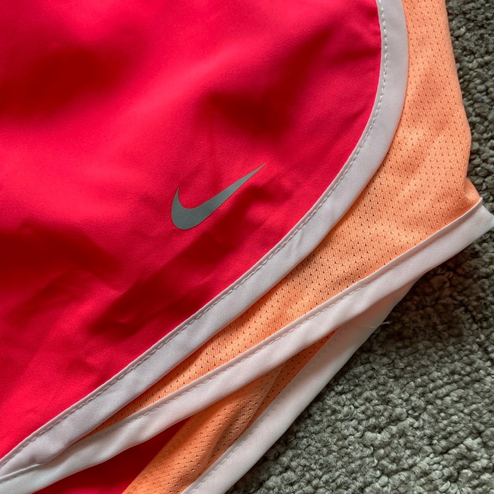 Nike Dry Pink / Orange Running Shorts - Picture 6 of 10
